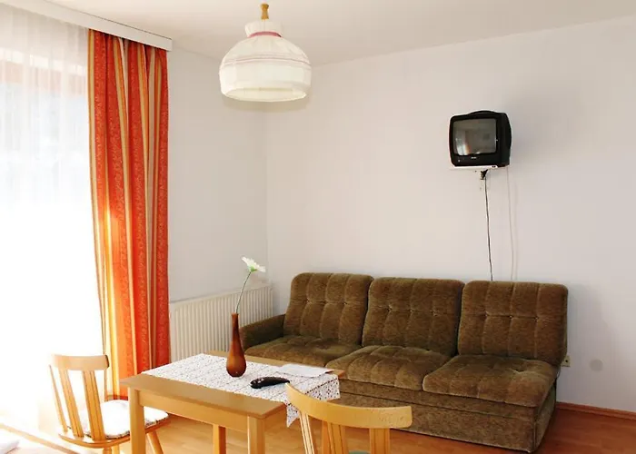 Edelweisshof Hotel 2*