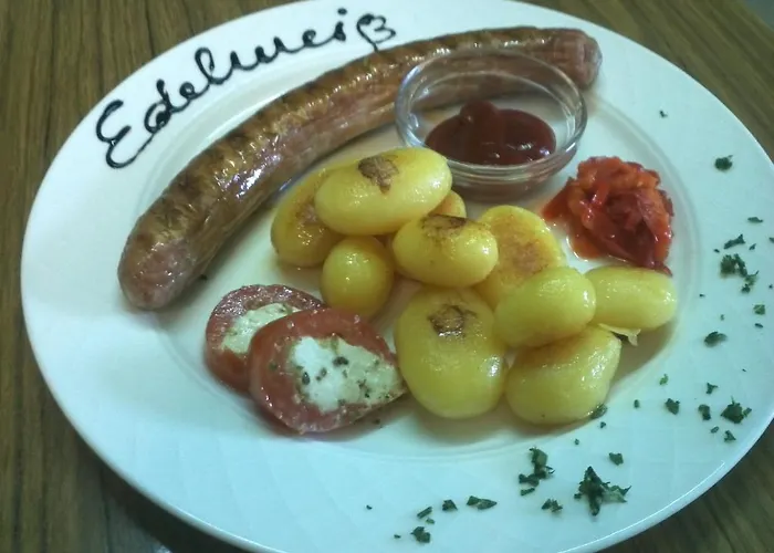 Hotel Edelweisshof 2*